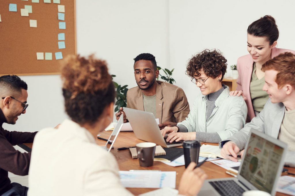 communication en entreprise : réunion trimestrielle