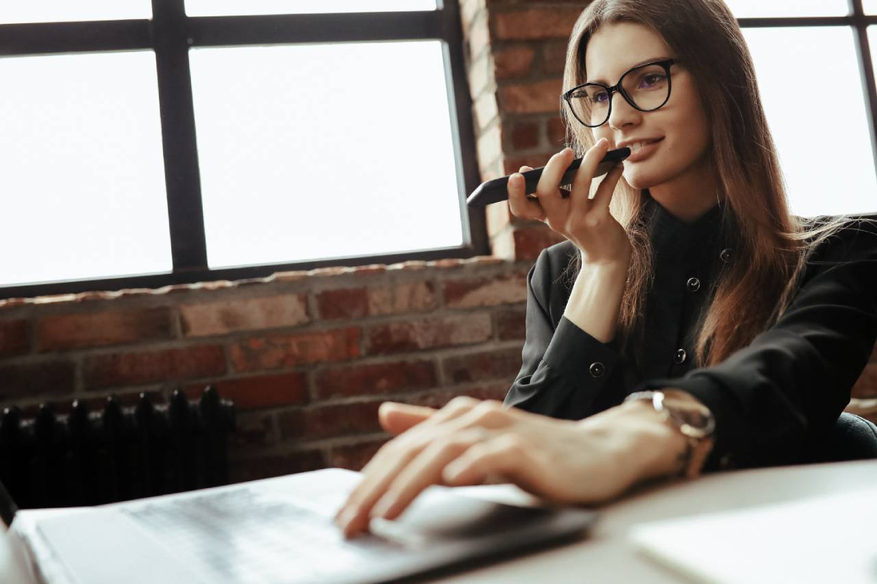 Assistant(e) de direction : fiche métier, formation et salaire ...